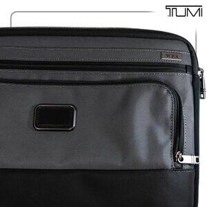 Tumi Alpha 2 Large Laptop Sleeve Cover Gray/Black